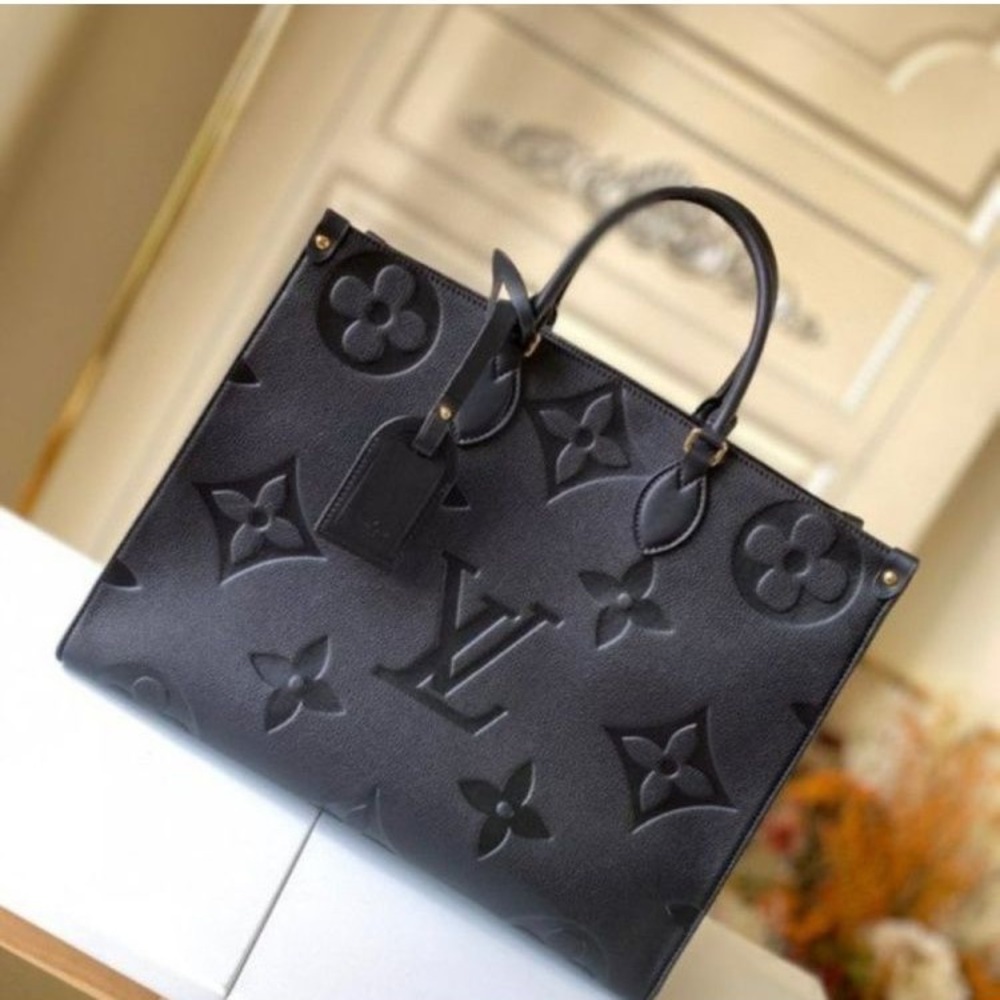 Black Louis Vuitton Empreinte Monogram Giant Onthego MM totes